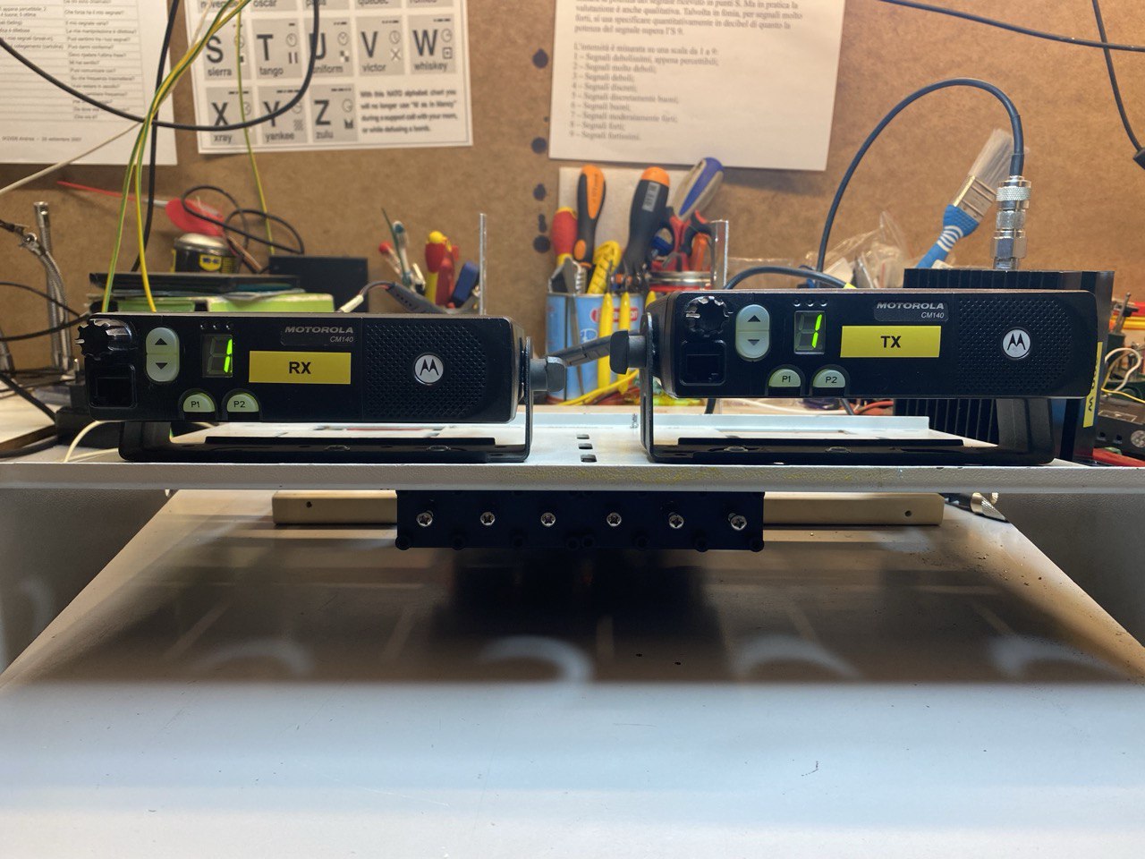 Ripetitore VHF con Motorola CM140 (2).jpg